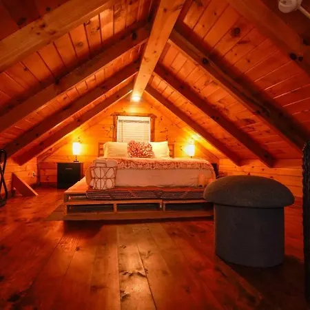 Charming Lakeview Cabin Near Geneva-On-The-Lake! Ashtabula Exterior photo