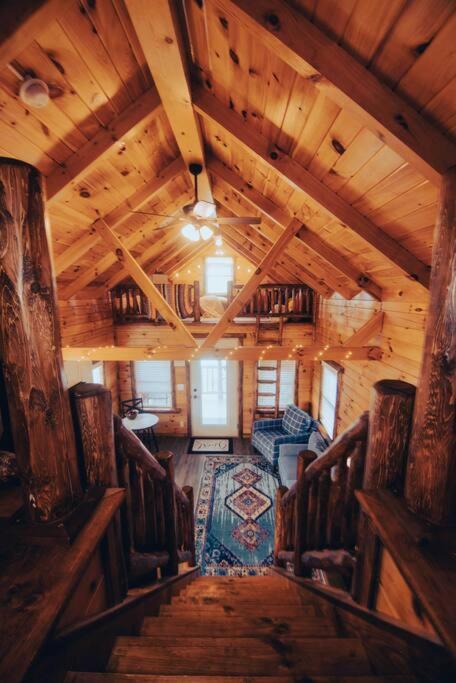 Charming Lakeview Near Geneva-on-the-lake! * Ashtabula