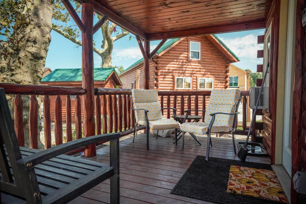 Holiday home Charming Lakeview Near Geneva-on-the-lake! *