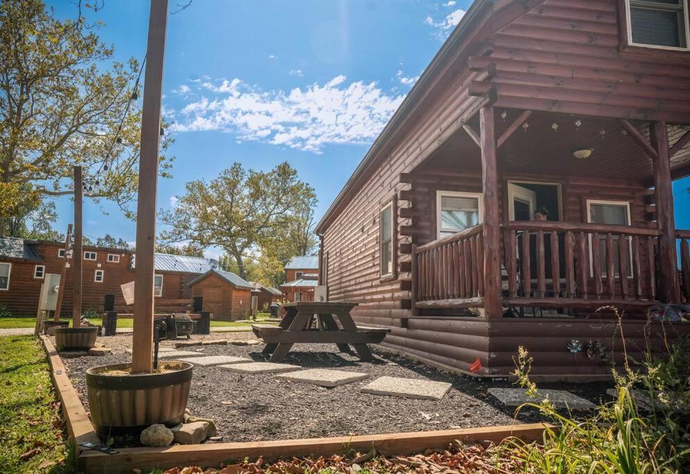 Holiday home Charming Lakeview Near Geneva-on-the-lake! *